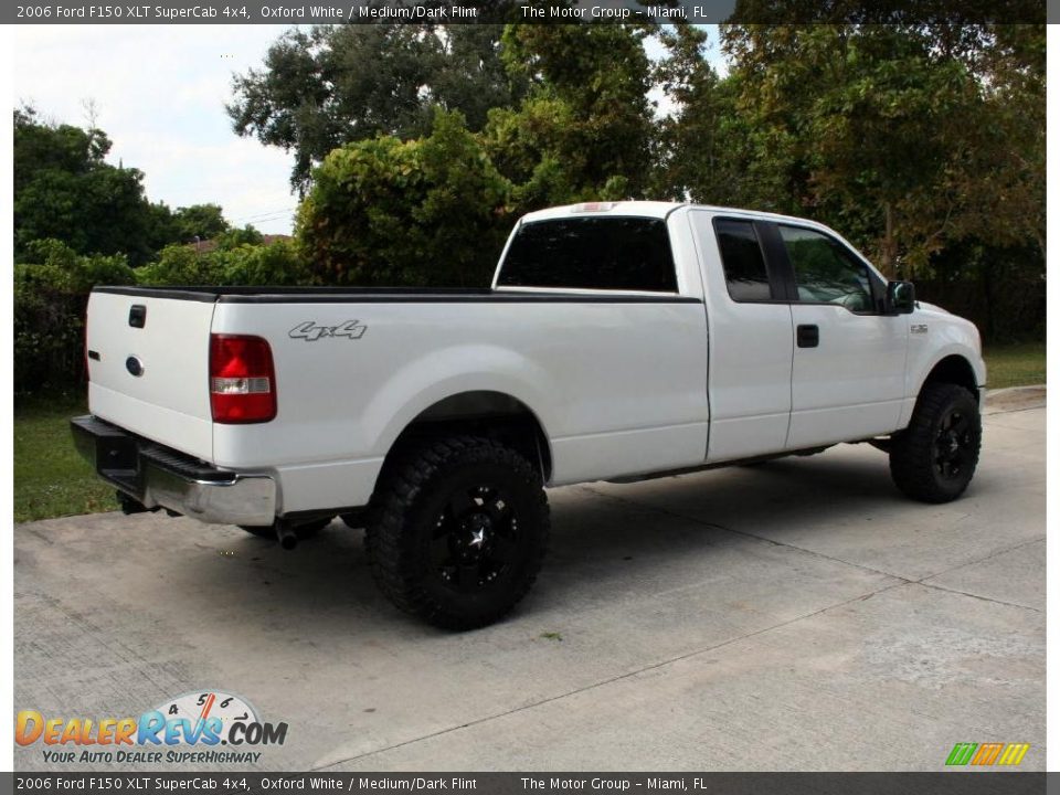 2006 Ford F150 XLT SuperCab 4x4 Oxford White / Medium/Dark Flint Photo #9