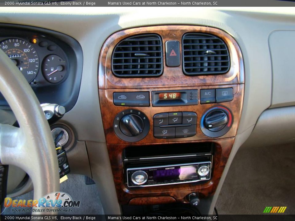 2000 Hyundai Sonata GLS V6 Ebony Black / Beige Photo #16