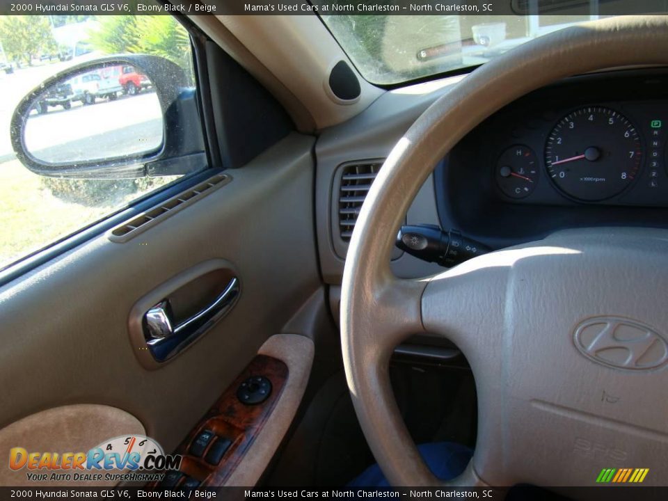 2000 Hyundai Sonata GLS V6 Ebony Black / Beige Photo #17