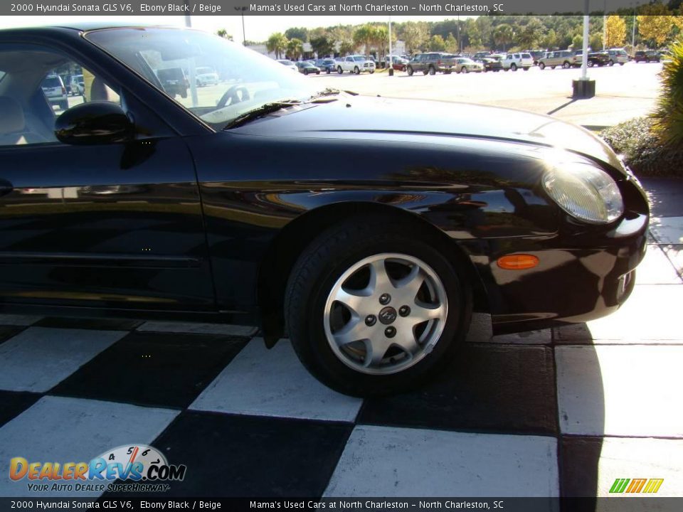 2000 Hyundai Sonata GLS V6 Ebony Black / Beige Photo #22