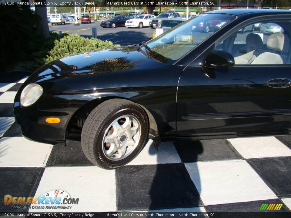 2000 Hyundai Sonata GLS V6 Ebony Black / Beige Photo #23