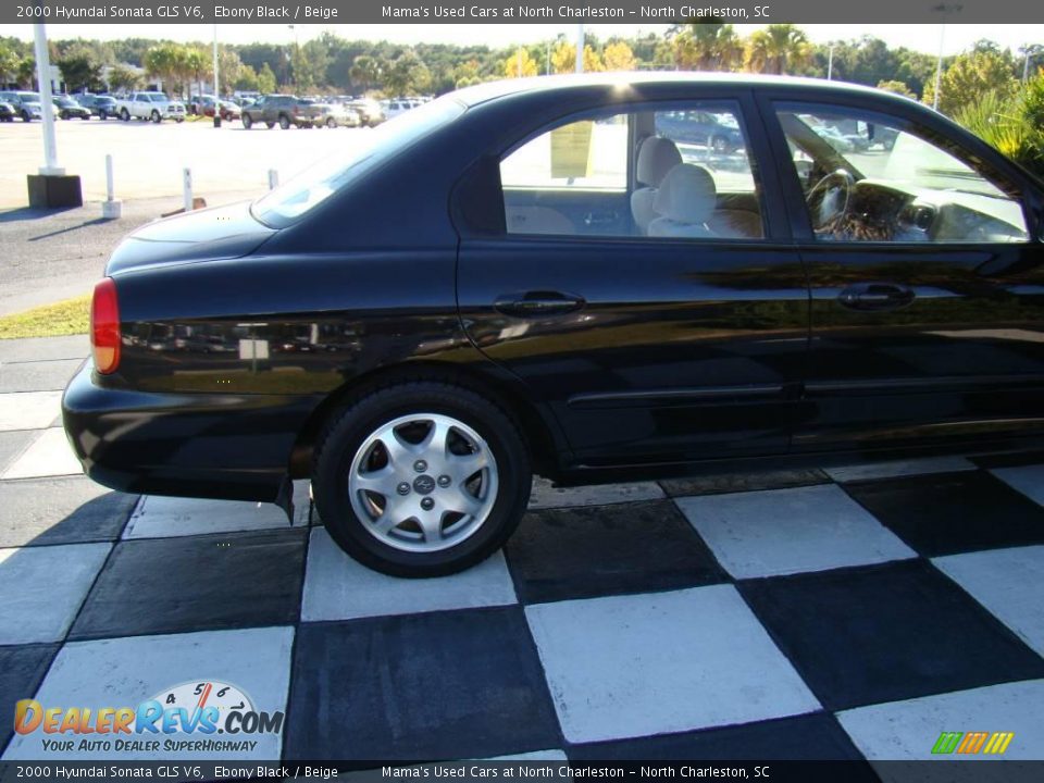 2000 Hyundai Sonata GLS V6 Ebony Black / Beige Photo #25