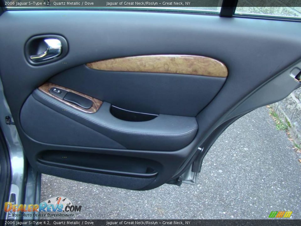 2006 Jaguar S-Type 4.2 Quartz Metallic / Dove Photo #22