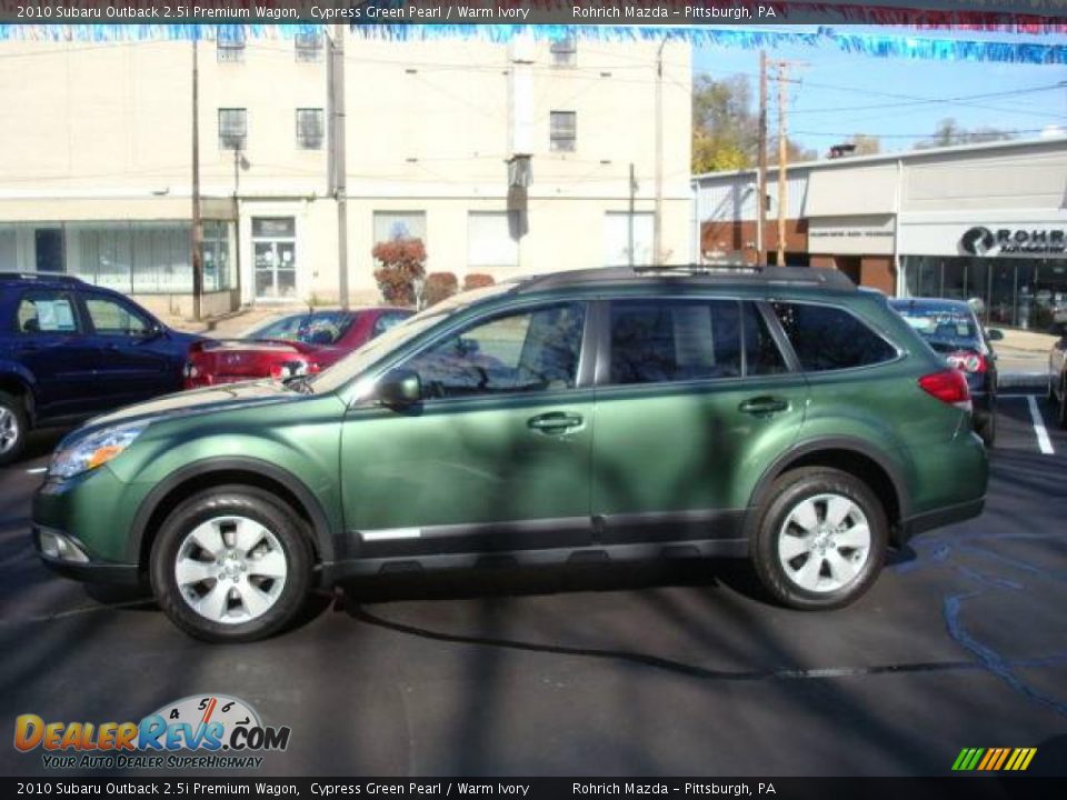 2010 Subaru Outback 2.5i Premium Wagon Cypress Green Pearl / Warm Ivory Photo #2