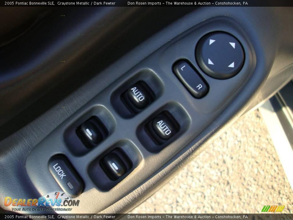 2005 Pontiac Bonneville SLE Graystone Metallic / Dark Pewter Photo #14