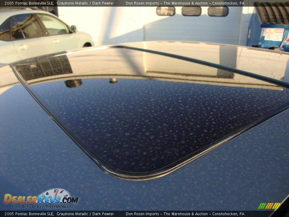 2005 Pontiac Bonneville SLE Graystone Metallic / Dark Pewter Photo #17