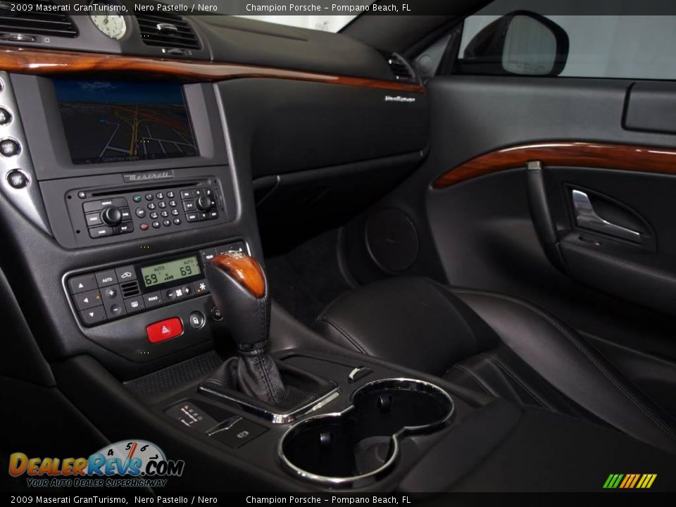 2009 Maserati GranTurismo Nero Pastello / Nero Photo #12