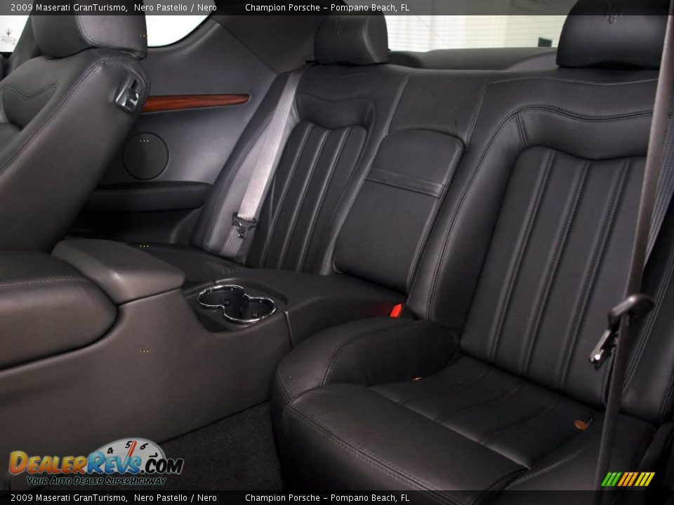 Nero Interior - 2009 Maserati GranTurismo  Photo #16