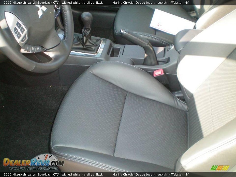 2010 Mitsubishi Lancer Sportback GTS Wicked White Metallic / Black Photo #2