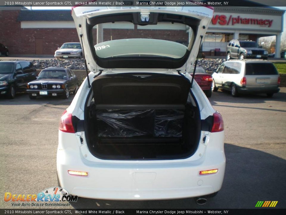 2010 Mitsubishi Lancer Sportback GTS Wicked White Metallic / Black Photo #19