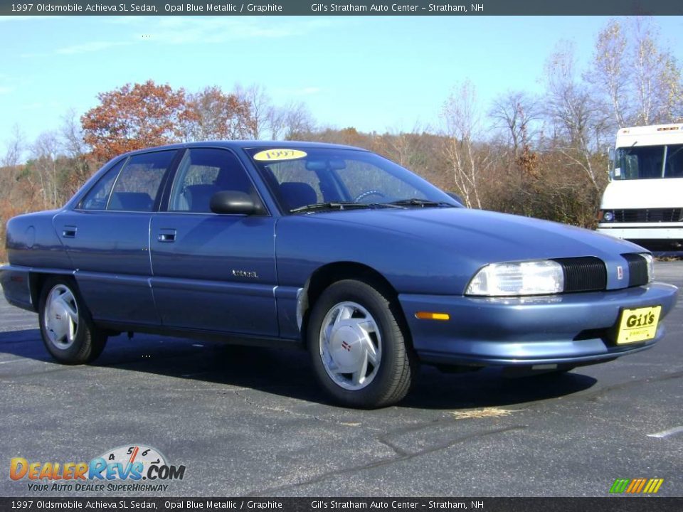 1997 Oldsmobile Achieva SL Sedan Opal Blue Metallic / Graphite Photo #9
