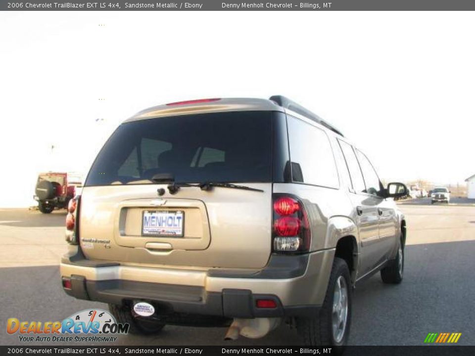 2006 Chevrolet TrailBlazer EXT LS 4x4 Sandstone Metallic / Ebony Photo #5