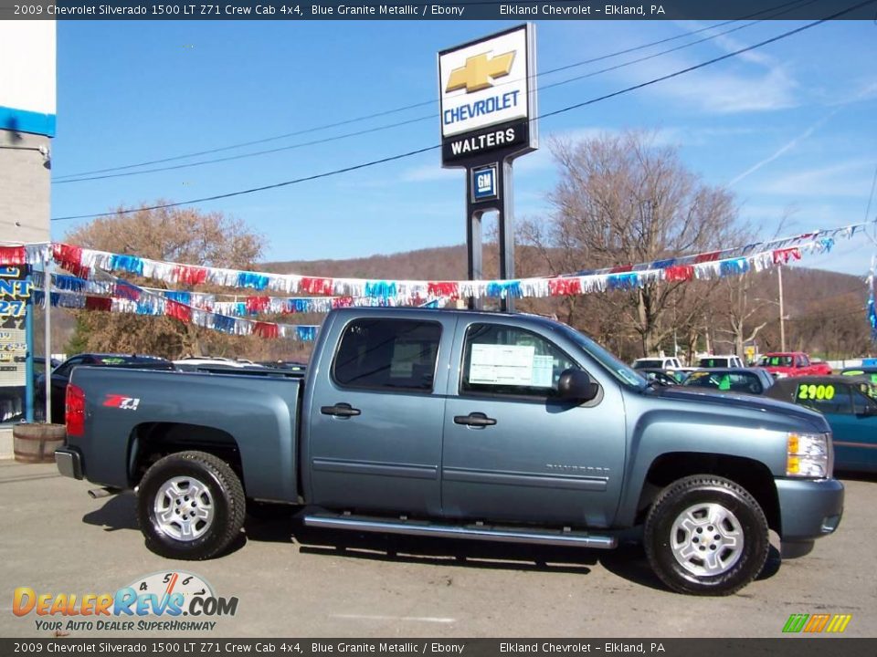 2009 Chevrolet Silverado 1500 LT Z71 Crew Cab 4x4 Blue Granite Metallic / Ebony Photo #1