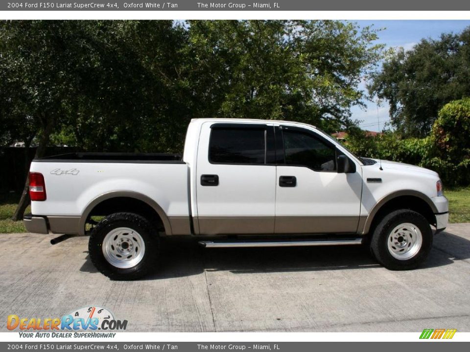 2004 Ford F150 Lariat SuperCrew 4x4 Oxford White / Tan Photo #14