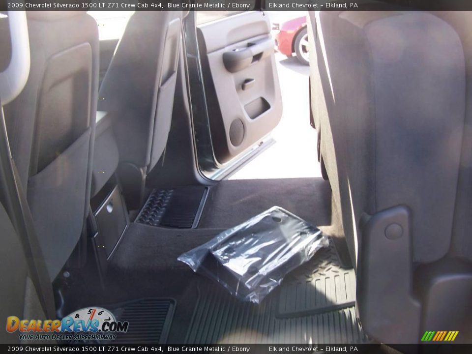 2009 Chevrolet Silverado 1500 LT Z71 Crew Cab 4x4 Blue Granite Metallic / Ebony Photo #17