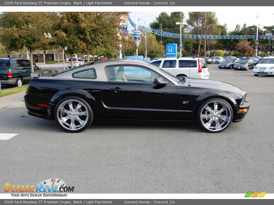 2006 Ford Mustang GT Premium Coupe Black / Light Parchment Photo #2