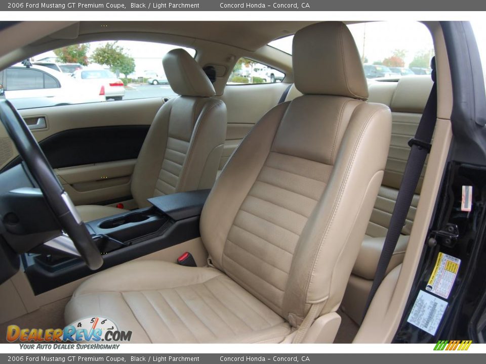 2006 Ford Mustang GT Premium Coupe Black / Light Parchment Photo #21
