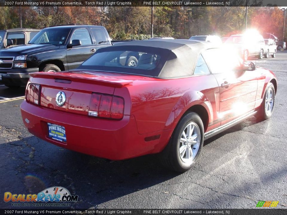 2007 Ford Mustang V6 Premium Convertible Torch Red / Light Graphite Photo #4