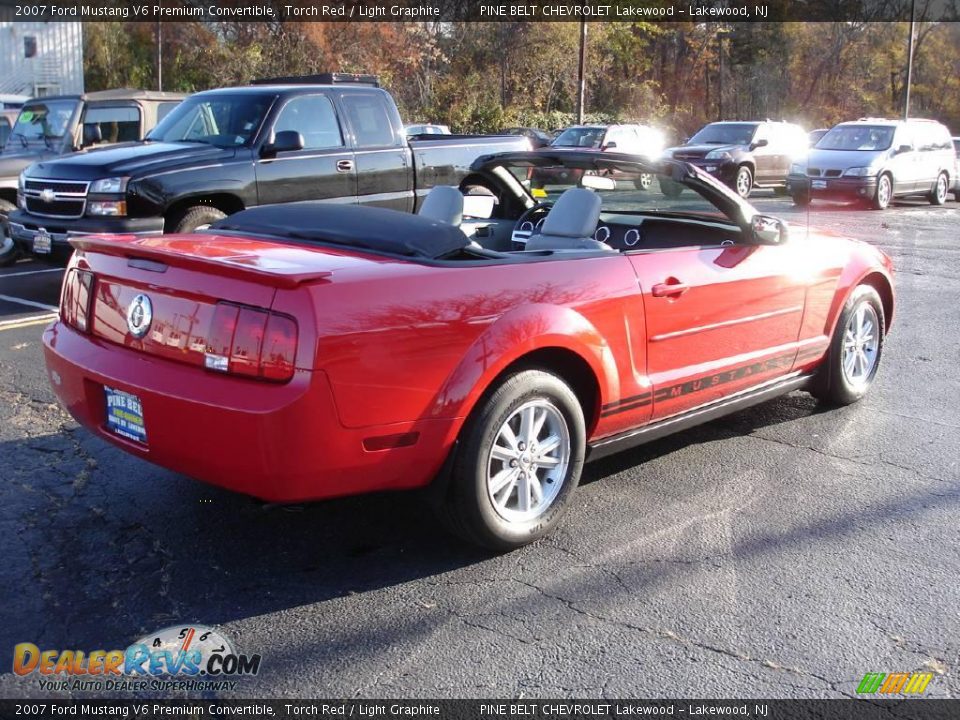 2007 Ford Mustang V6 Premium Convertible Torch Red / Light Graphite Photo #6