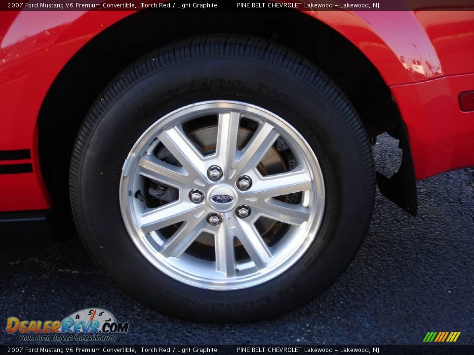 2007 Ford Mustang V6 Premium Convertible Torch Red / Light Graphite Photo #9