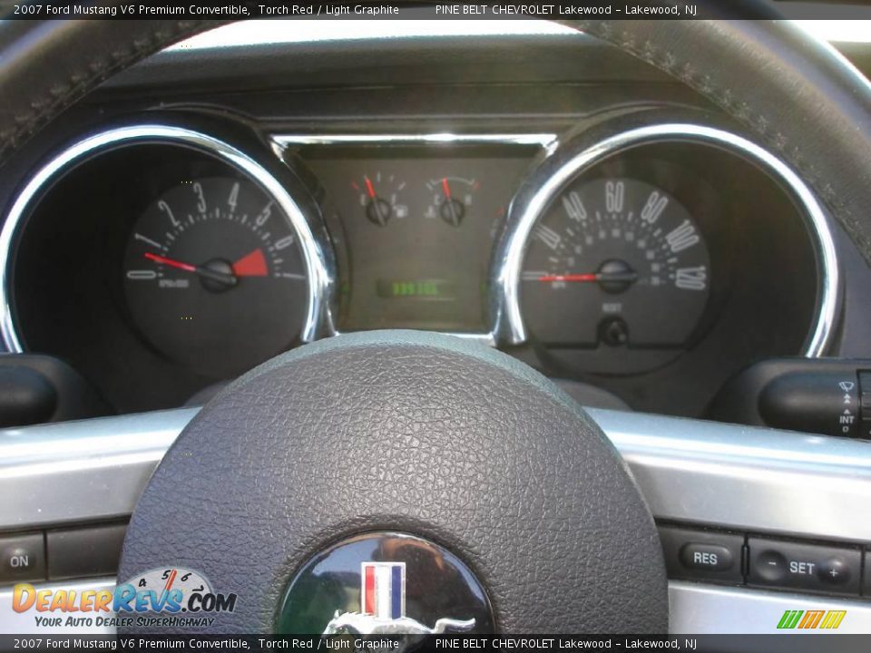 2007 Ford Mustang V6 Premium Convertible Torch Red / Light Graphite Photo #16