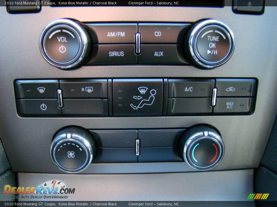 2010 Ford Mustang GT Coupe Kona Blue Metallic / Charcoal Black Photo #18