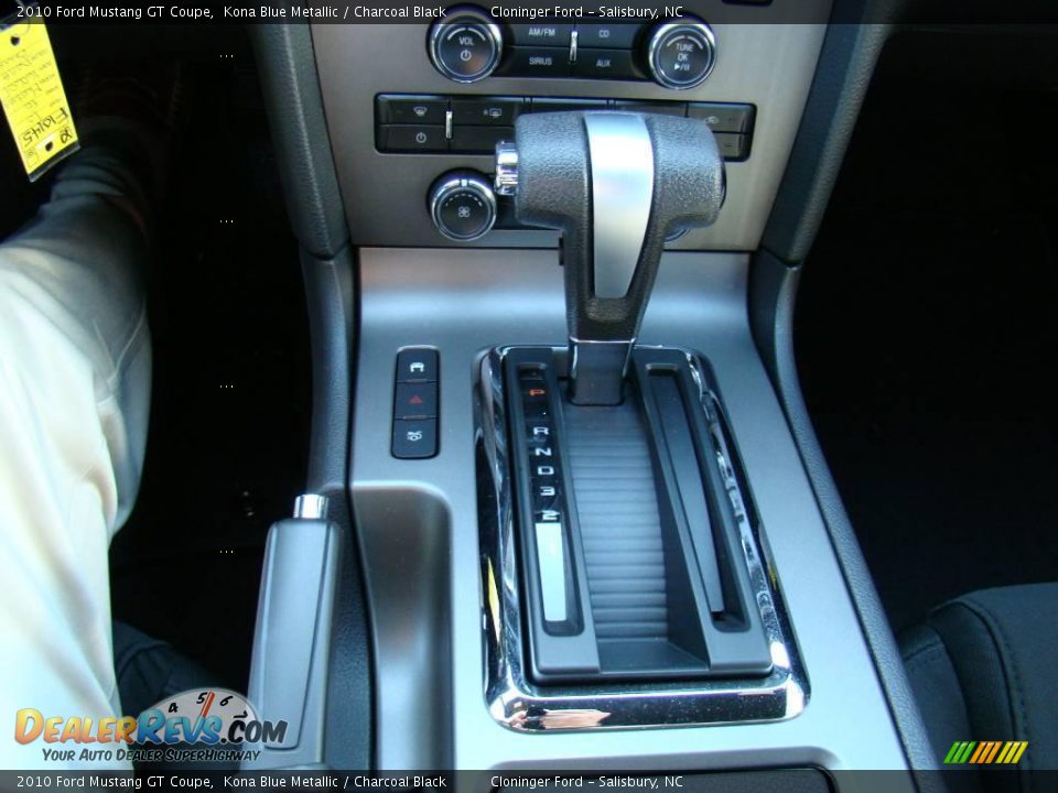 2010 Ford Mustang GT Coupe Kona Blue Metallic / Charcoal Black Photo #19