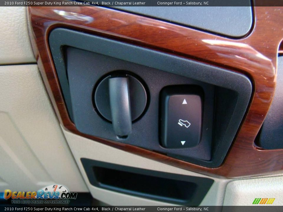 2010 Ford F250 Super Duty King Ranch Crew Cab 4x4 Black / Chaparral Leather Photo #28