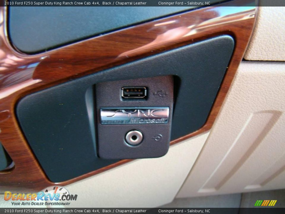 2010 Ford F250 Super Duty King Ranch Crew Cab 4x4 Black / Chaparral Leather Photo #32
