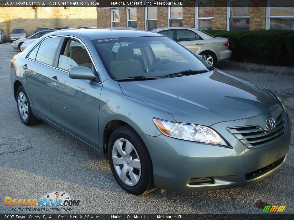 2007 Toyota Camry LE Aloe Green Metallic / Bisque Photo #3
