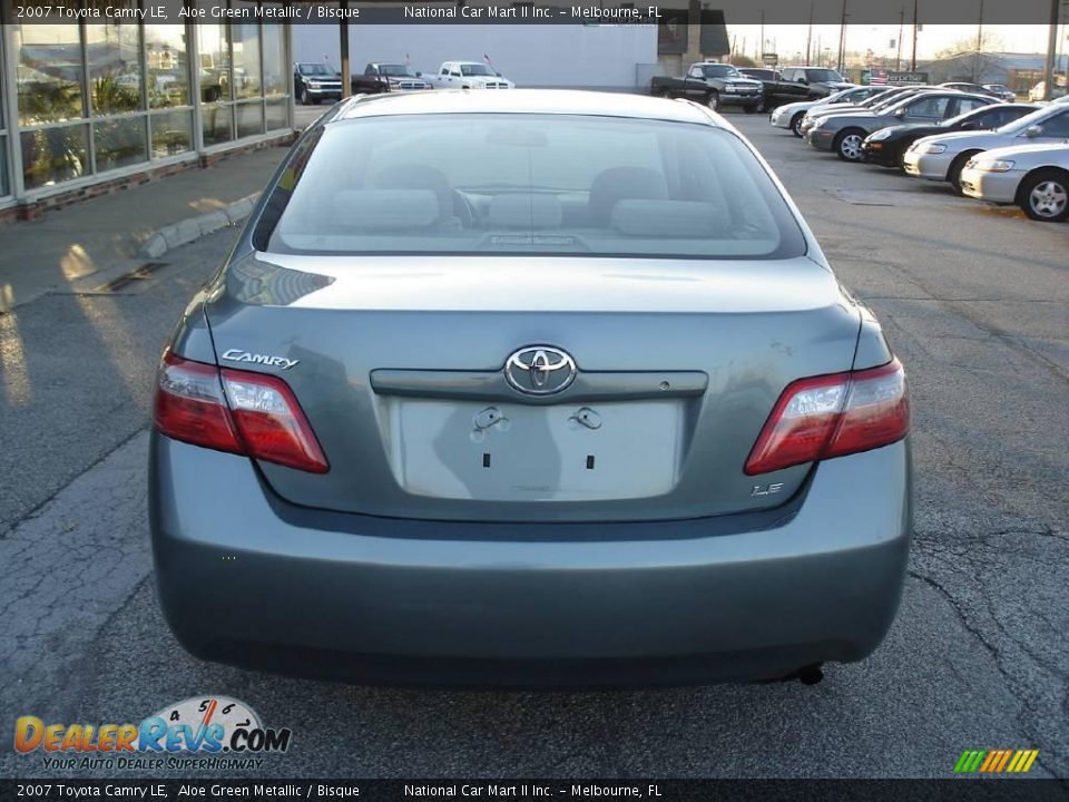2007 Toyota Camry LE Aloe Green Metallic / Bisque Photo #5