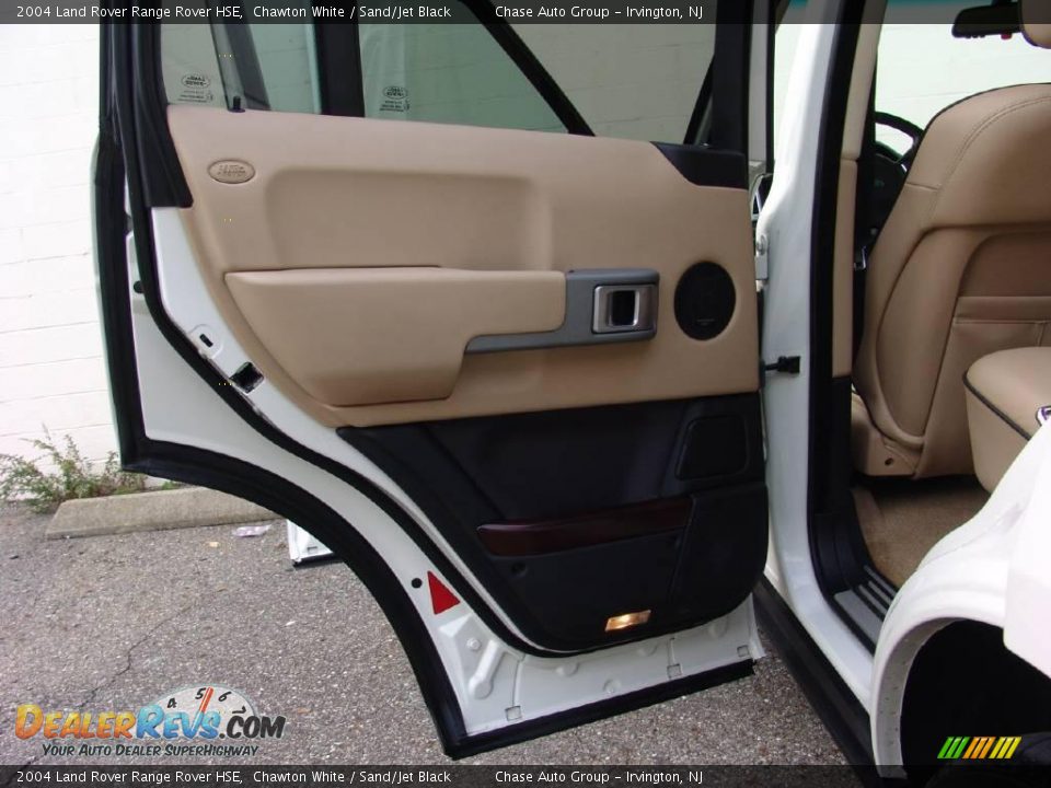 2004 Land Rover Range Rover HSE Chawton White / Sand/Jet Black Photo #32