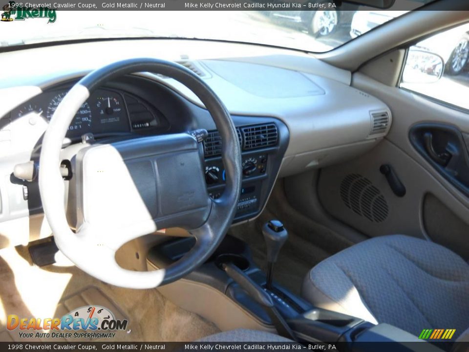 1998 Chevrolet Cavalier Coupe Gold Metallic / Neutral Photo #8