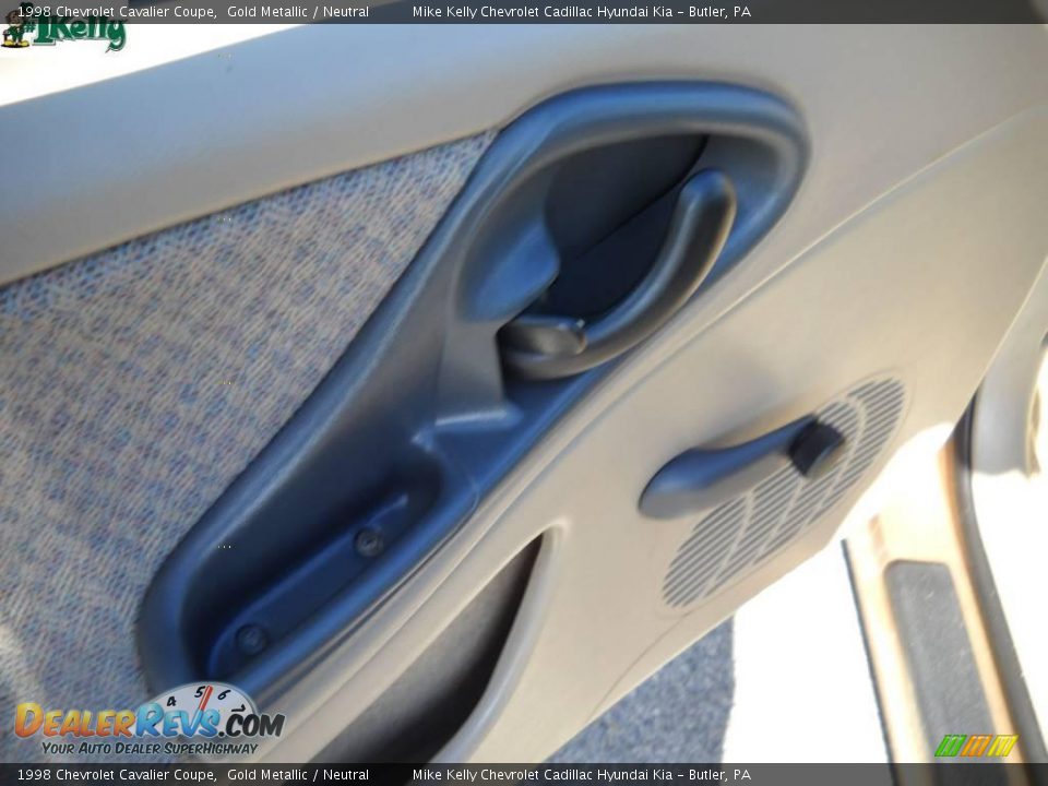 1998 Chevrolet Cavalier Coupe Gold Metallic / Neutral Photo #16