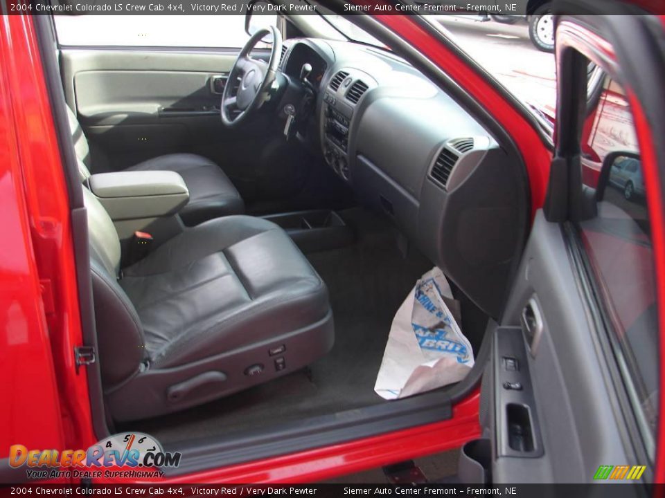 2004 Chevrolet Colorado LS Crew Cab 4x4 Victory Red / Very Dark Pewter Photo #6