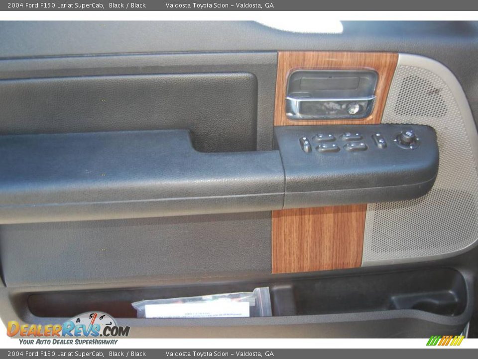 2004 Ford F150 Lariat SuperCab Black / Black Photo #17