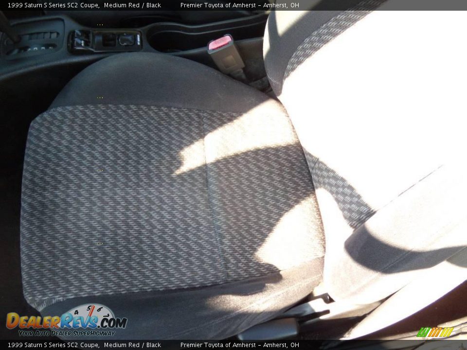 1999 Saturn S Series SC2 Coupe Medium Red / Black Photo #9