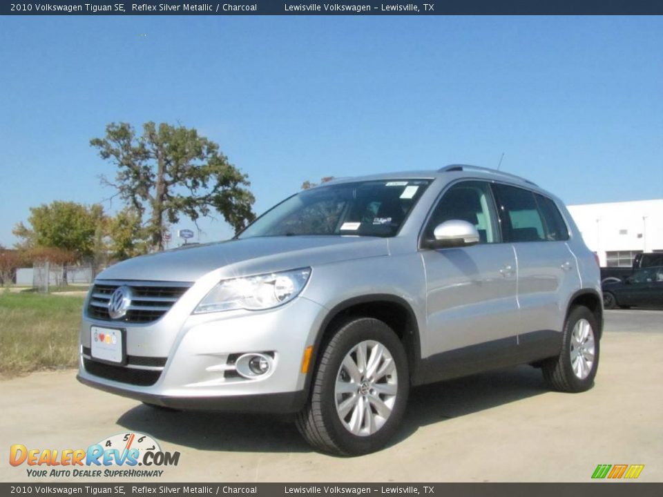 2010 Volkswagen Tiguan SE Reflex Silver Metallic / Charcoal Photo #1