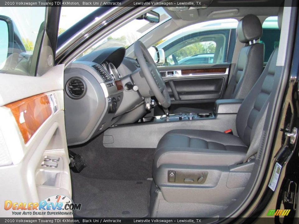 2010 Volkswagen Touareg TDI 4XMotion Black Uni / Anthracite Photo #3