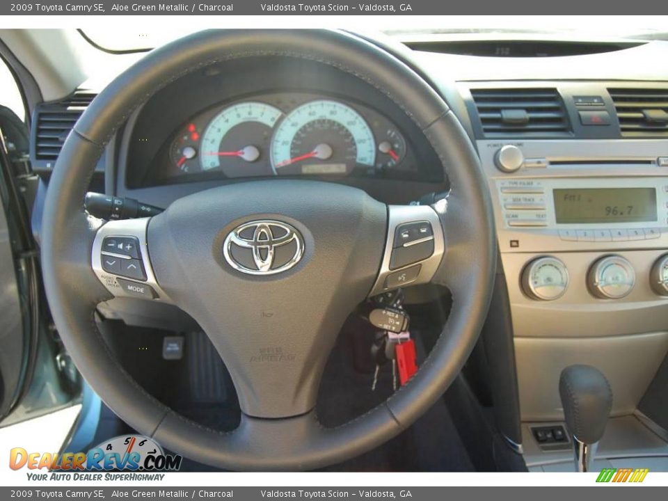 2009 Toyota Camry SE Aloe Green Metallic / Charcoal Photo #9