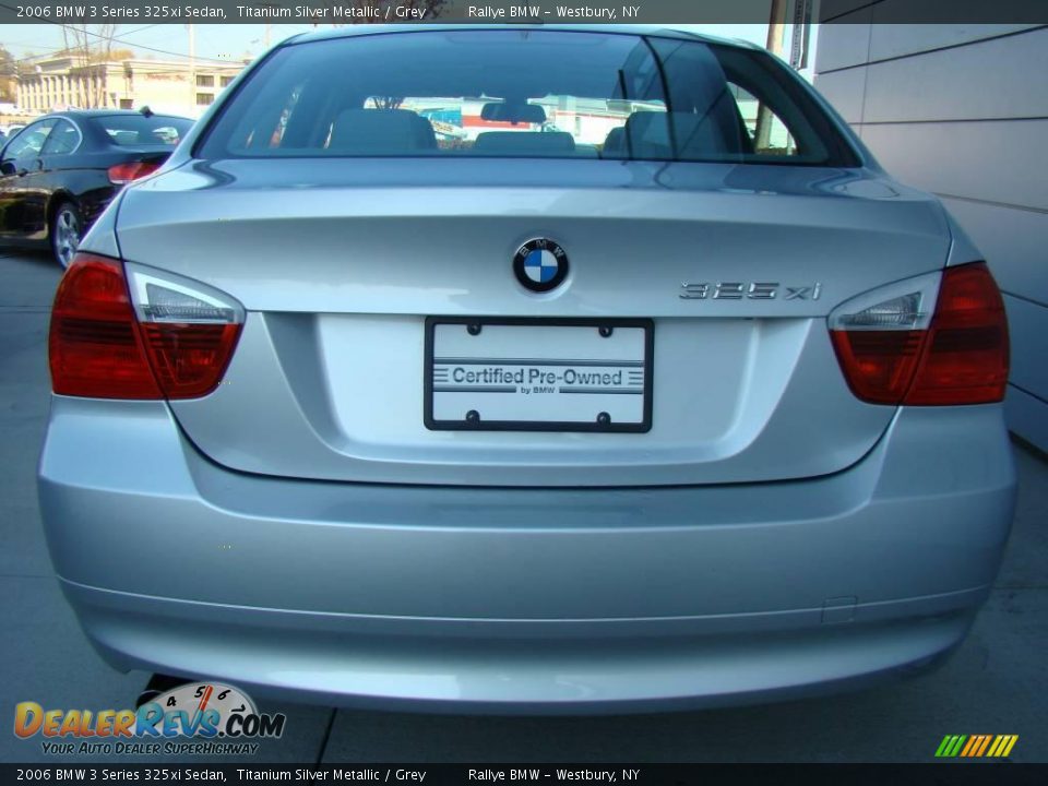 2006 BMW 3 Series 325xi Sedan Titanium Silver Metallic / Grey Photo #4