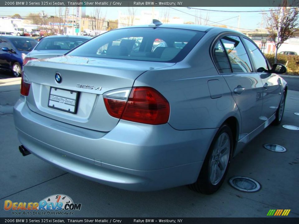 2006 BMW 3 Series 325xi Sedan Titanium Silver Metallic / Grey Photo #5