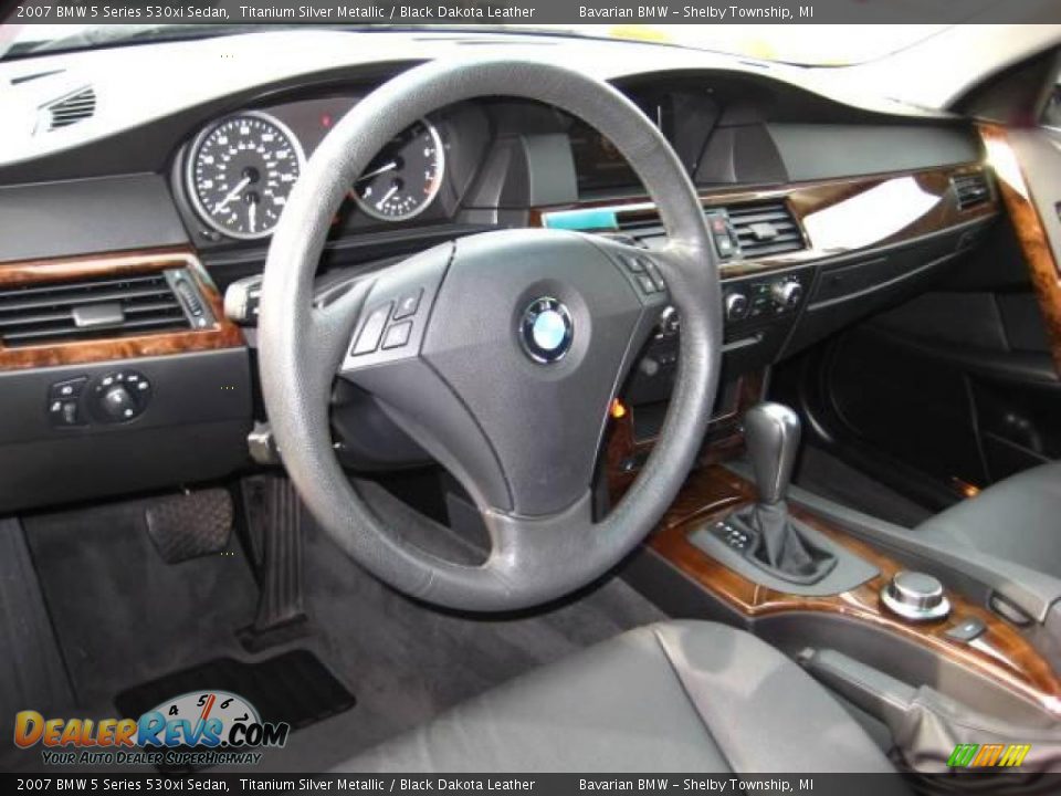 2007 BMW 5 Series 530xi Sedan Titanium Silver Metallic / Black Dakota Leather Photo #12