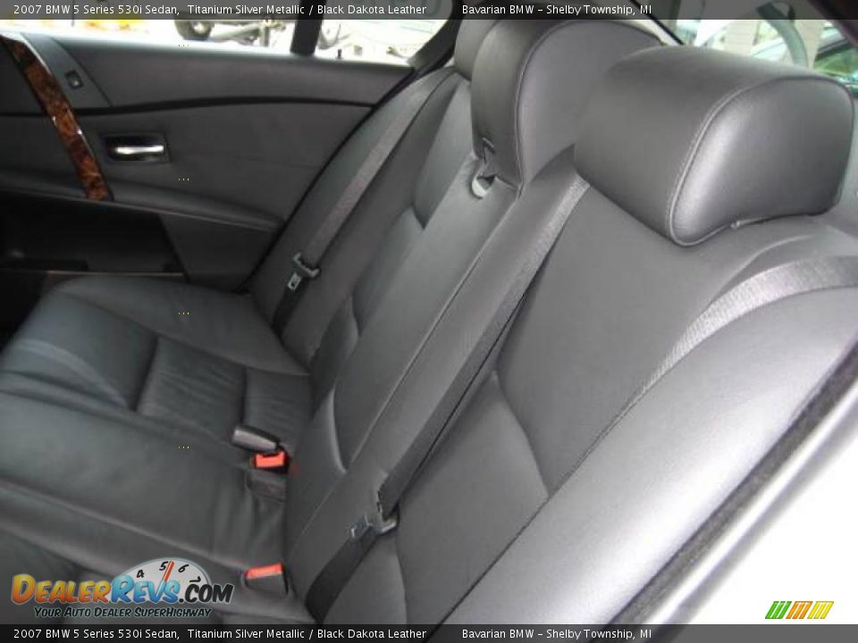 2007 BMW 5 Series 530i Sedan Titanium Silver Metallic / Black Dakota Leather Photo #16