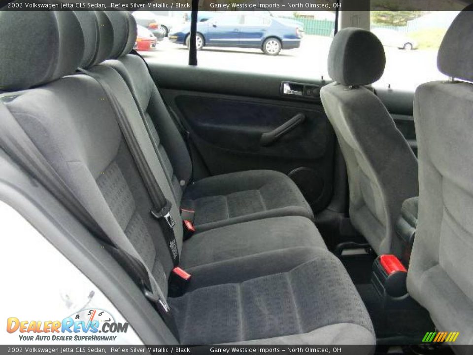 2002 Volkswagen Jetta GLS Sedan Reflex Silver Metallic / Black Photo #12