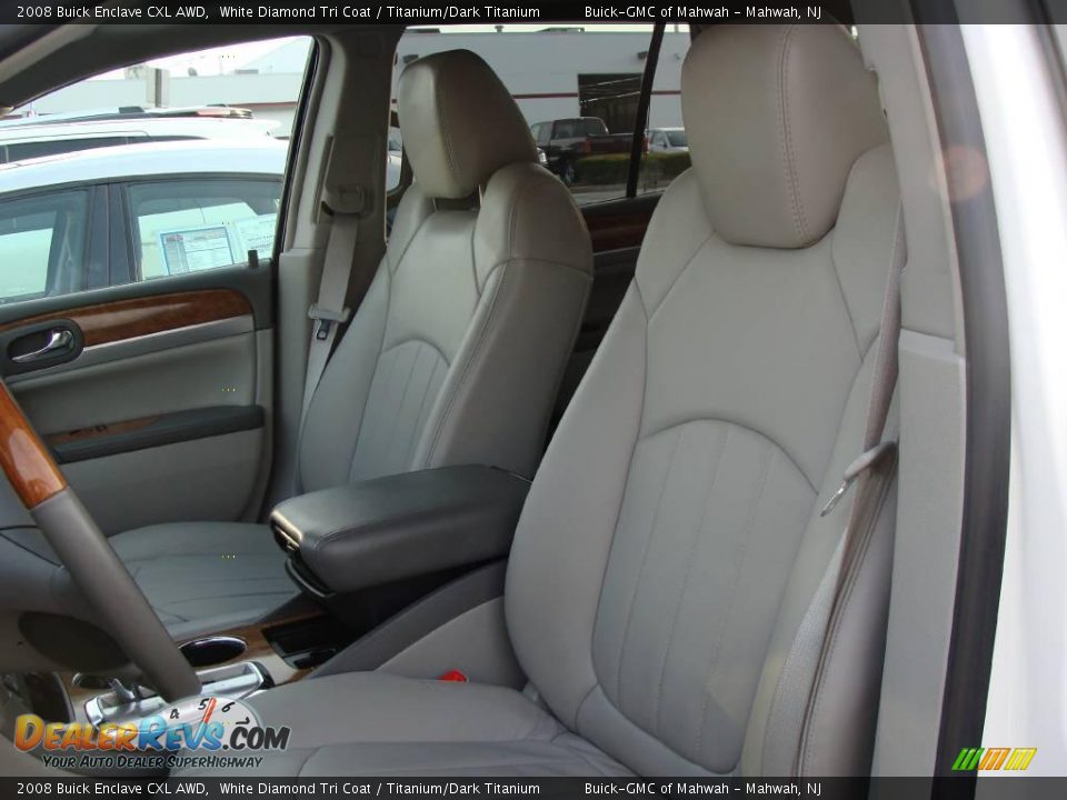 2008 Buick Enclave CXL AWD White Diamond Tri Coat / Titanium/Dark Titanium Photo #11