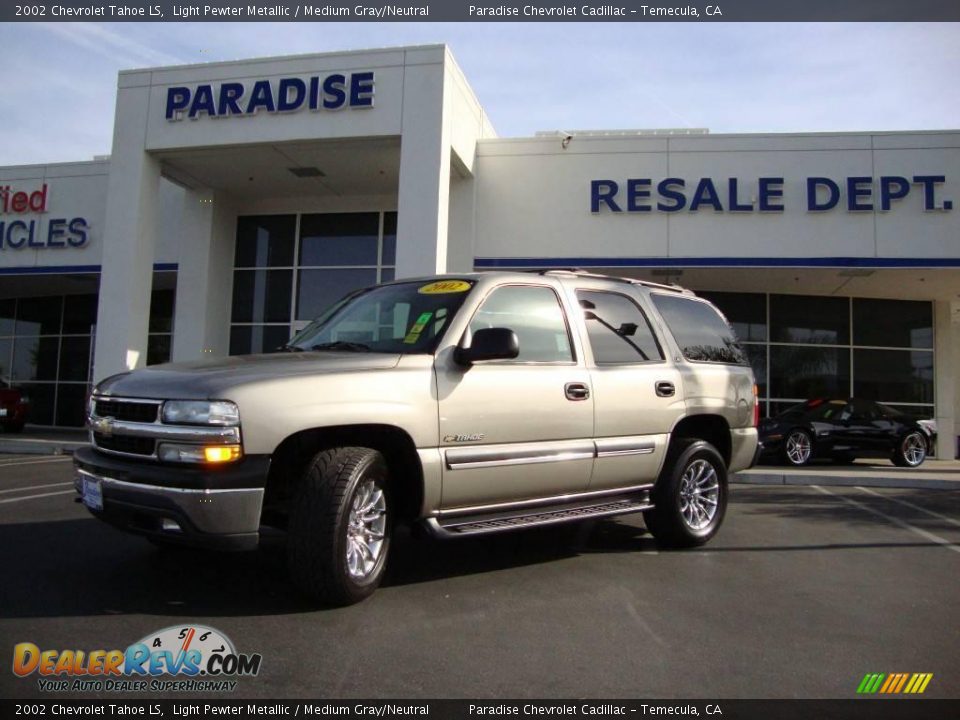 2002 Chevrolet Tahoe LS Light Pewter Metallic / Medium Gray/Neutral Photo #1