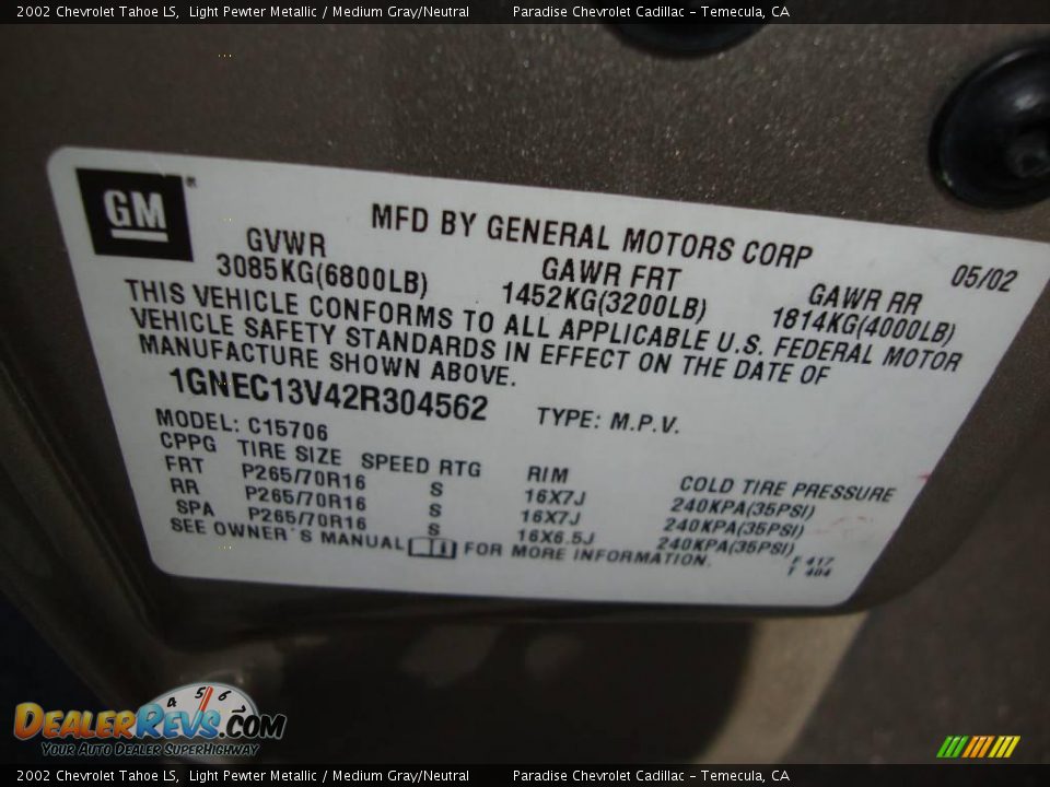 2002 Chevrolet Tahoe LS Light Pewter Metallic / Medium Gray/Neutral Photo #5