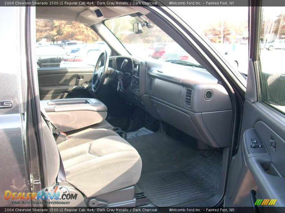 2004 Chevrolet Silverado 1500 LS Regular Cab 4x4 Dark Gray Metallic / Dark Charcoal Photo #6