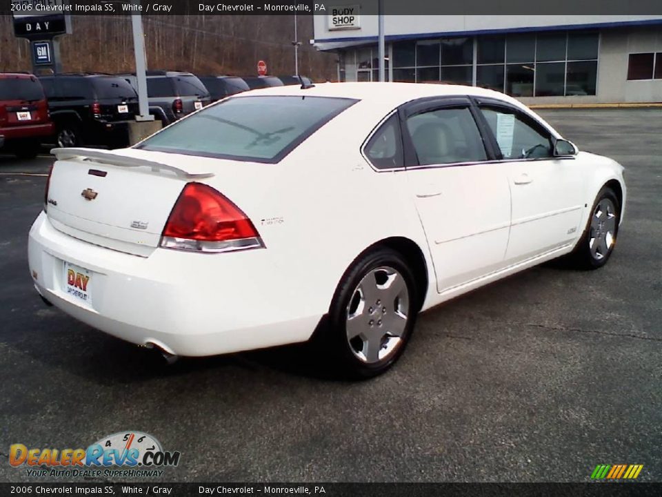 2006 Chevrolet Impala SS White / Gray Photo #6